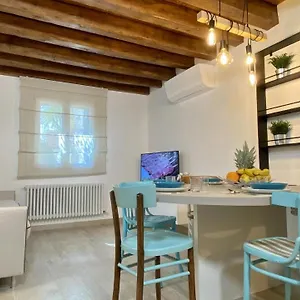  Apartment Stella